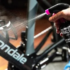 Antibacterial Equipment Cleaner, 500 Ml, Muc-Off -Sport & Fitness Shop VA 1123 S 4